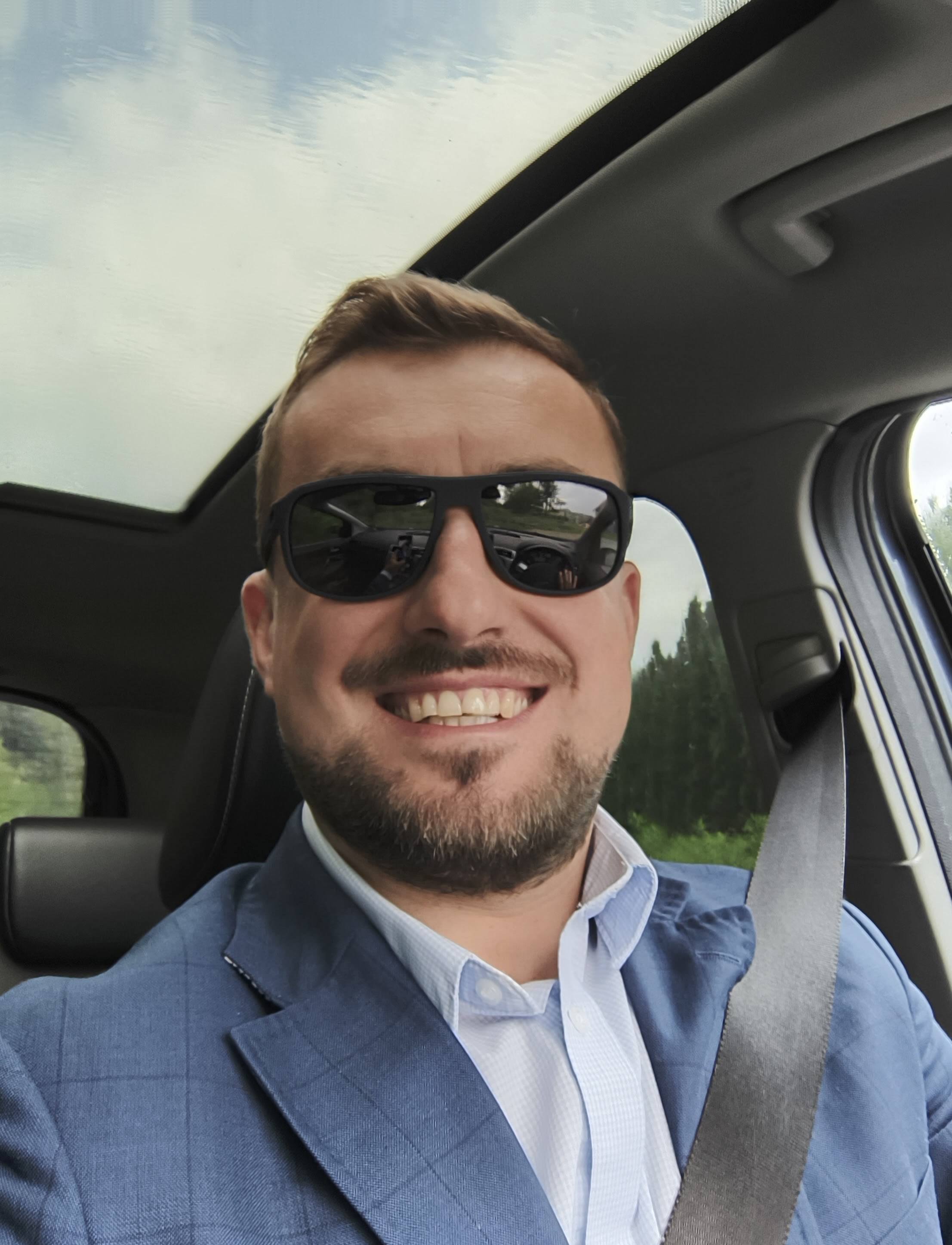 Adwokat Krystian Sarna